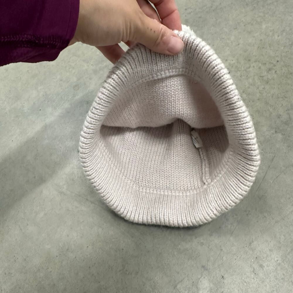 Lululemon 100% Merino Wool White Knit Beanie Hat Pom Pom - Picture 3 of 6